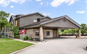 Super 8 By Wyndham Winnipeg West